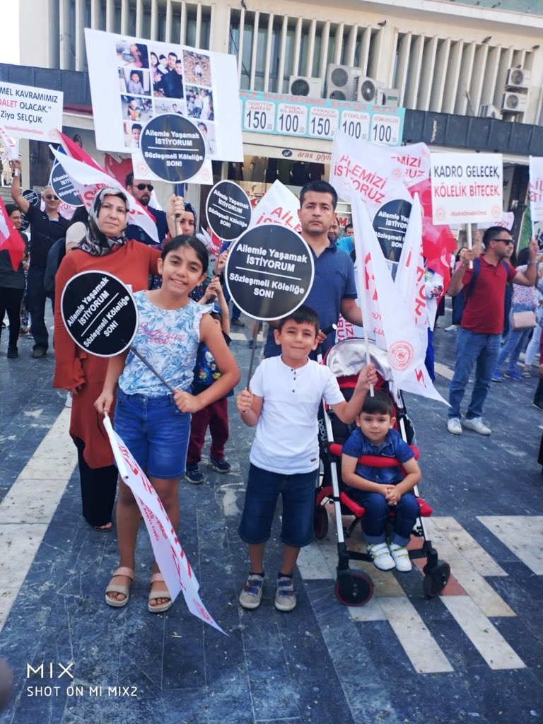 <a href="/safran1958/">Mustafa SAFRAN</a> Bizim de kırk yıl düşünsek çoluk çocuk 3 yıl aile birliğimiz için yalvaracağımız ve sizlerin bunu duymayacağı görmeyeceği aklımıza gelmezdi dünya duydu izledi siz izlemesiniz mi? 
AİLE BİRLİĞİ İSTİYORUZ
KISA NET TÜRKÇE <a href="/ziyaselcuk/">Ziya Selçuk</a> <a href="/safran1958/">Mustafa SAFRAN</a> @hmzaydg