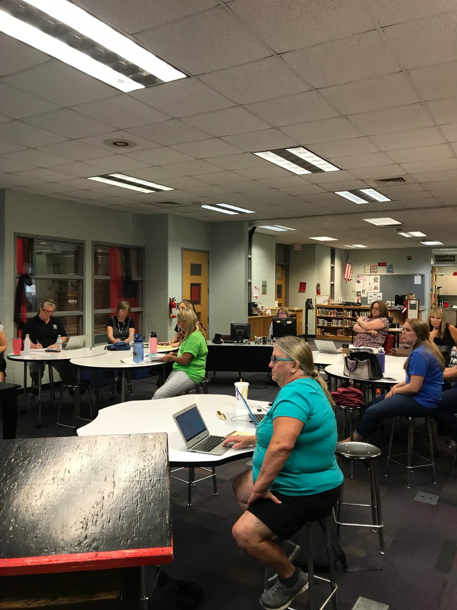 CandyBiecker's tweet photo. Meet and greet, media and tech folks.  Getting back into our groove.....#CurrituckK12 #CCSMedia #CCSTech https://t.co/hYev4hqobC