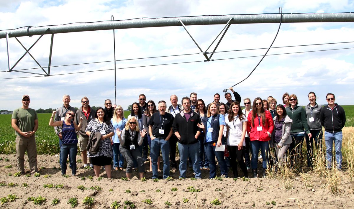 Calling B.Ed Students &amp; Beginning Teachers! This PD is for you.📣

Further your knowledge about #agriculture and #sustainability on our upcoming PD!

Details:
▪️No-cost
▪️Traveling program starting &amp; ending in #YYC
▪️October 17 - 19

Learn more: bit.ly/2P0shJw