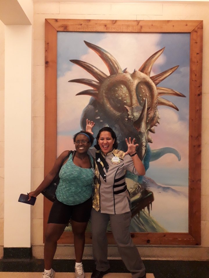 Delicatedream85's tweet photo. #CastCompliment riding the Dinosaur ride has always been my favorite attraction at #disneyworld but Mark, Yanitza, Mona, Gustangel and Victor has made my experience #over9000 times better! If I ever have a bad day, this will be memory that I will think about to feel better https://t.co/D1ztI7Q0CL