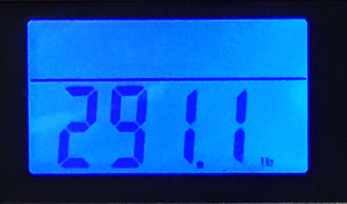 byoungcards's tweet photo. Week 18 Weigh-In: 291.1 lbs
Starting Wt: 325.0
Last Wk: 291.8
Current Wt: 291.1
Wk 18 Wt Loss: 0.7
Wt Loss to Date: 33.9 (15.377 kg)
#weightlosscomic #weightloss #weightlossjourney #weighin #loseweight #weightlosstransformation #christiancomedian #week18weighin #currentweight https://t.co/6fJyHW1VBJ