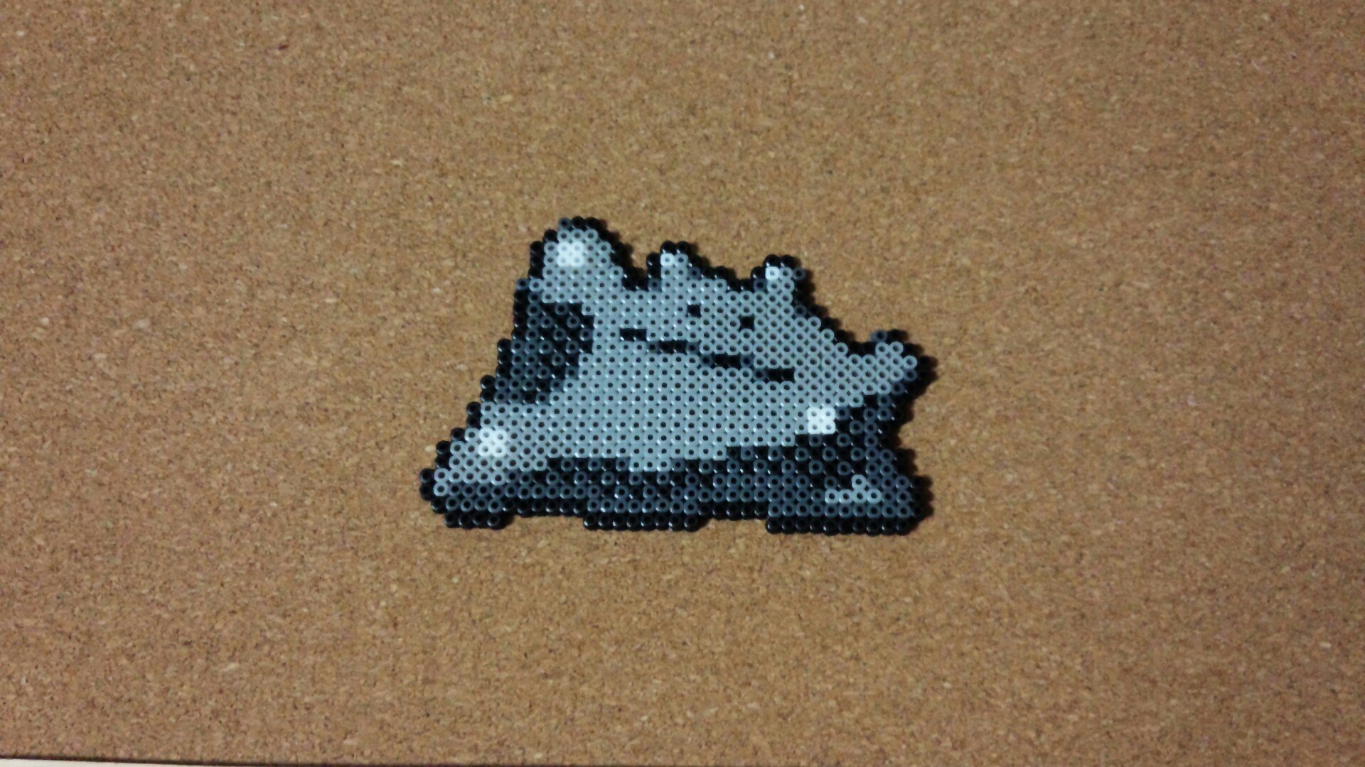 ポケモンアイロンビーズ けい 今日は休みだったので沢山作りました V 初代 のエリートトレーナー 女 スキンヘッド 赤緑バージョンのマンキー メタモンを作ってみました ー ポケモン アイロンビーズ レトロゲーム Pokemon T Co