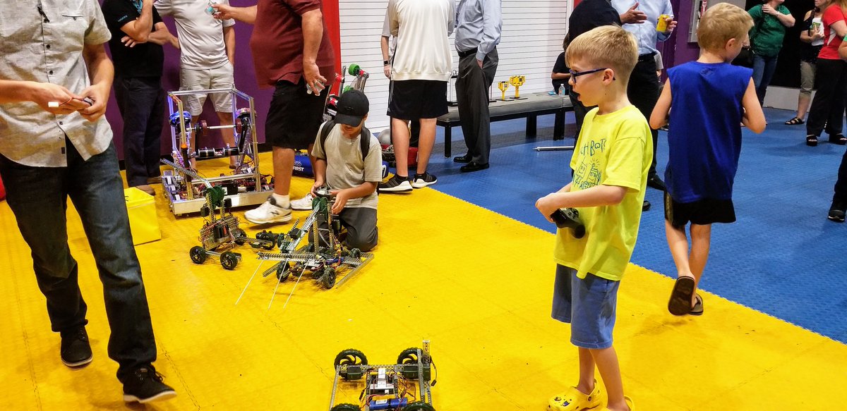 SWFRTP's tweet photo. Your kids will L♥️VE this! We need mentors too! Register now. #swfltech https://t.co/njC90rmBSi https://t.co/jKS2SpNpXI