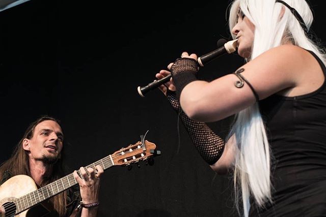 Perkelt - Bath Folk Festival -
-
<a href="/perkeltmusic/">PerKeltMusic</a> -
#folk #medieval #folkmusic #folkmusician #folkfestival #cityofbath #uk #music #musicphotography #musicphoto #bandphoto #livemusic #livemusicphoto @stephenfevansphotography ift.tt/2P455Kx