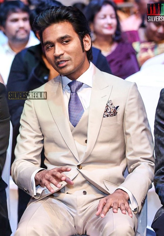 viruvickydfc2's tweet photo. #தனுஷ்_எனும்_கலைஞன் 😍#One of the #most_versatile,#talented_actor with #impeccable_acting_skills!!😍#அன்பு #வடசென்னை 🙏thanks #SIIMAinQatar Waiting for #Asuran 🎥 #ஆஸ்கார்_விருது
@rvasanth92 @Swetha_Dfan @siima @dhanushkraja @star_varshi02 @dhanush_chow3 https://t.co/g4KRqDubex