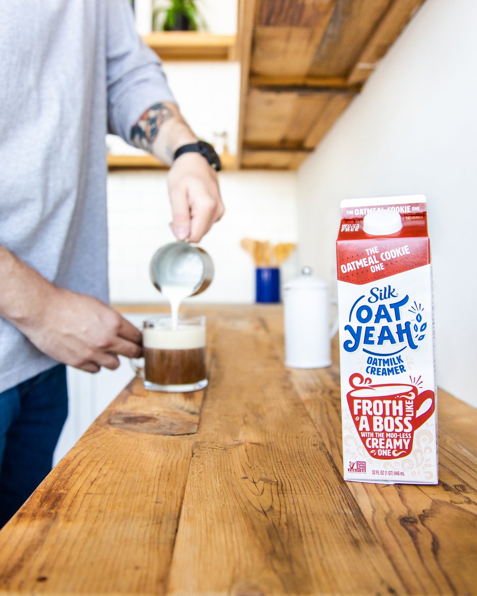 LoveMySilk's tweet photo. The Oatmeal Cookie One. Start your day by pouring creamy, moo-free greatness. Who knew plants were such good baristas?
#LoveMySilk #OatYeah #Creamer https://t.co/e9wertnT0I