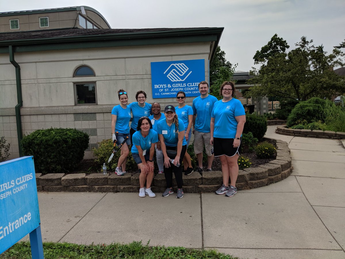StewaGeorge's tweet photo. #PGserves19 at Boys and Girls Club #bgcsjc. https://t.co/wZ0ssLQEoF