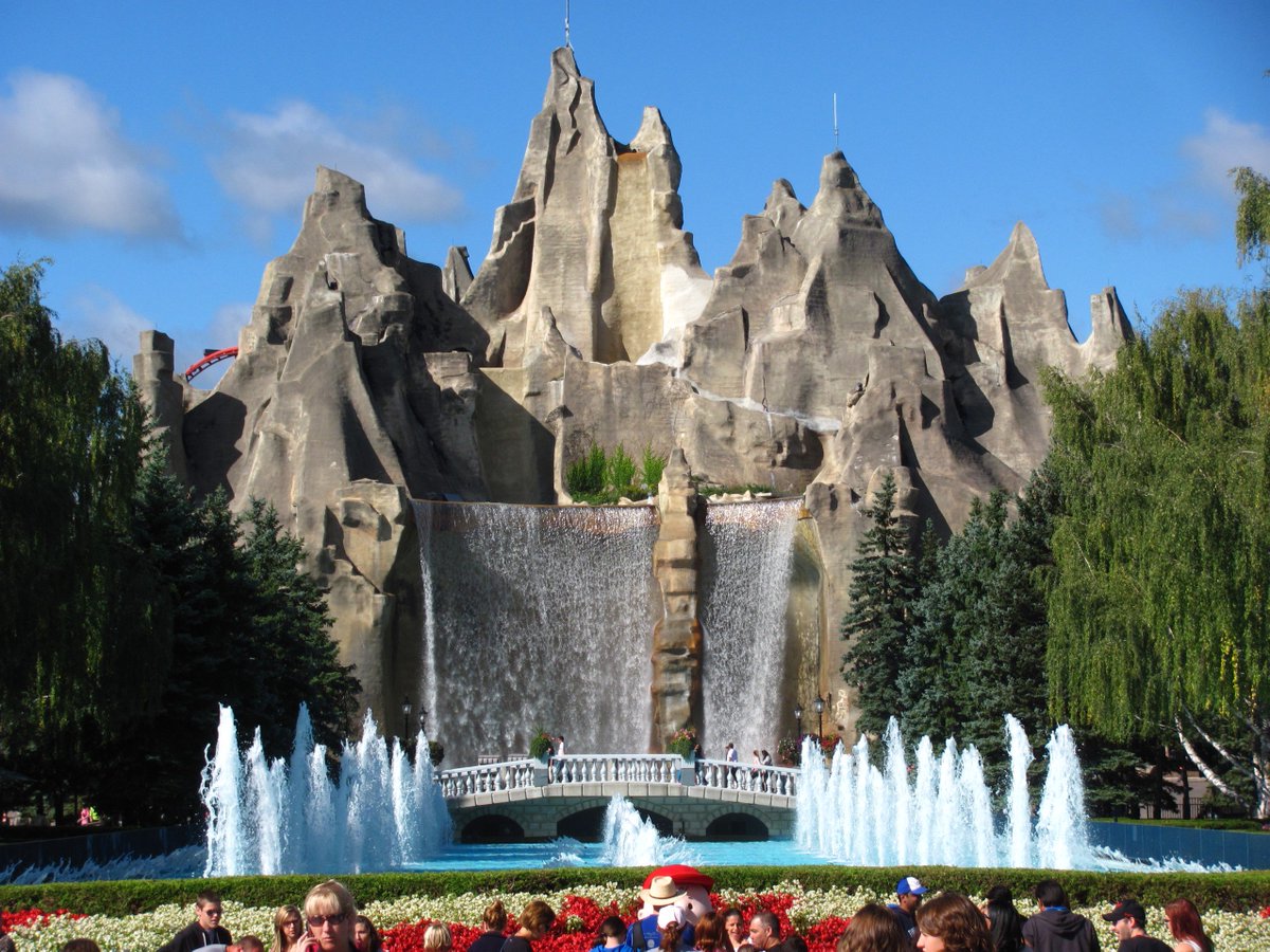 Who loves rollercoasters? Autism Ontario is hosting a Canada's Wonderland weekend with sensory accommodations on September 14th &amp; 15th. Registration opens on August 28th at noon! bit.ly/31WxBzr