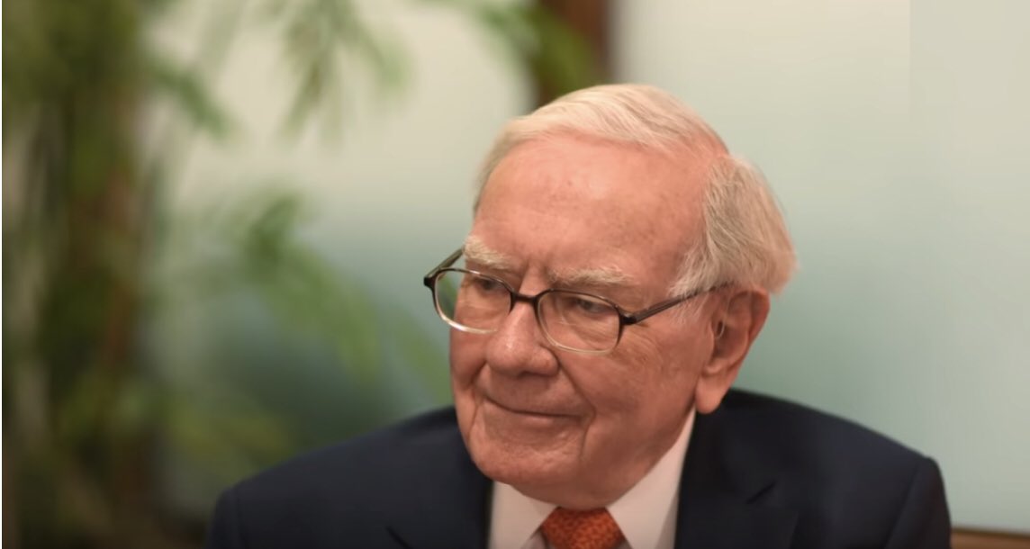 cryptolico's tweet photo. Top Investor Warren Buffet reveals why college is not always a good idea.  Read article below.   #Cryptocurrency #Bitcoin #Smartinvestment #Blockchain #Revolution #Returnoninvestment                                                   https://t.co/qIjhw2wAO5 https://t.co/1GVRcla4P2