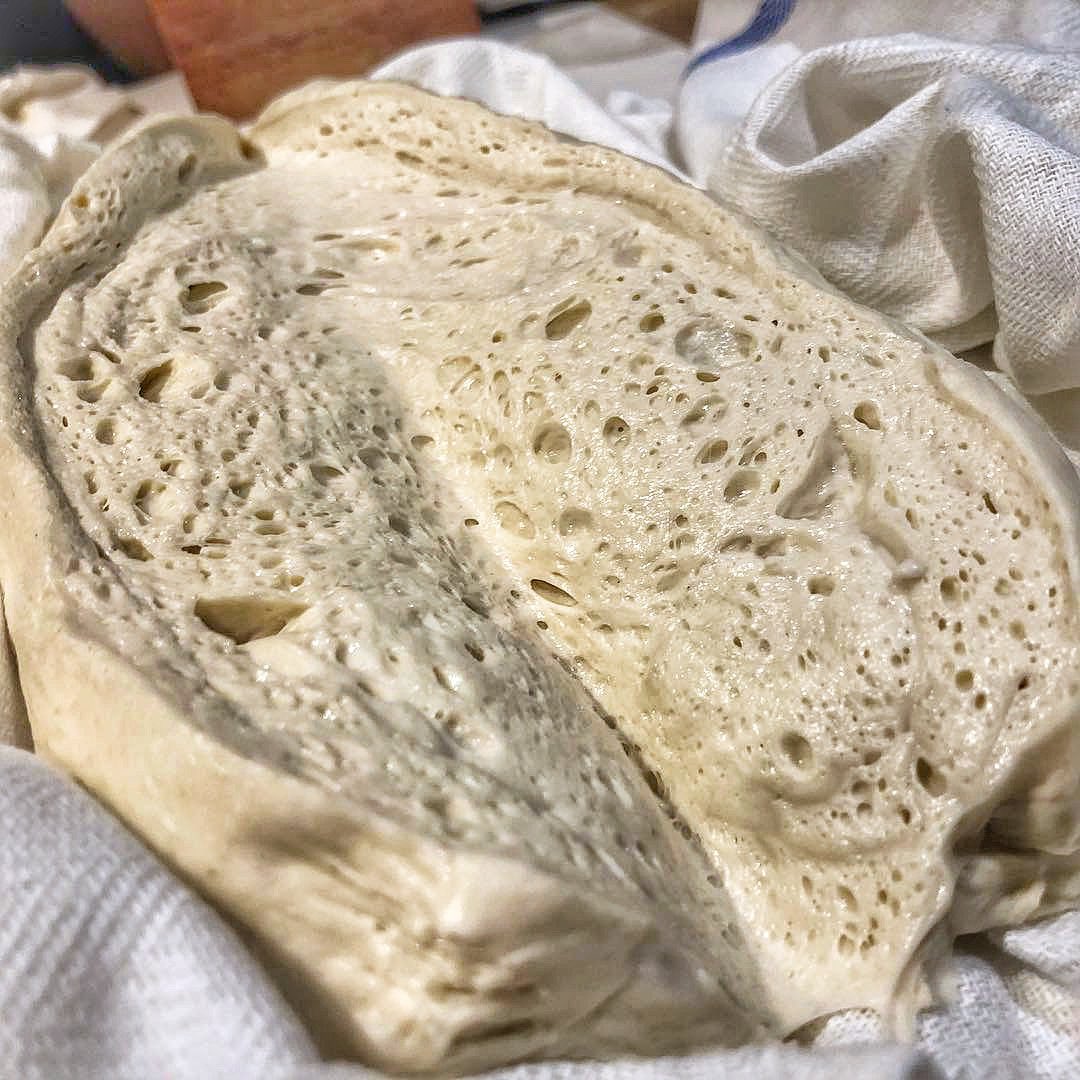 It all starts from it 🤲🏻, the dough 🌾❗️
Doesn't mean a lot for many 😌, but when combined 🤝 with many ingredients 🍅 and great passion ❤, can create something that represents our life as chefs👨🏻‍🍳, it is literally, the white canvas🖼 of the painting🎨 made with our emotions 👨🏻‍🎨❤️