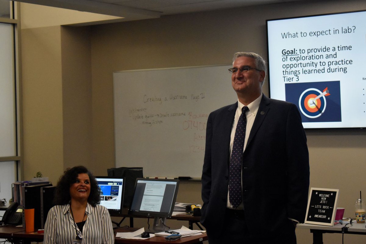 INRevenue's tweet photo. Thank you @GovHolcomb for visiting DOR's Central Office this morning! Our team had a great time updating you on our upcoming launch of #ProjectNextDOR. Stop by anytime! #TopWorkplace #WeAreDOR https://t.co/svy9kezJlM