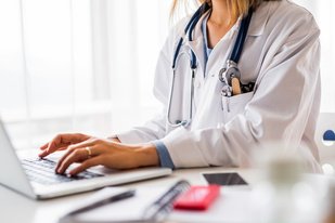 PhysiciansMoney's tweet photo. #ICYMI The world of medical writing can be a fulfilling extension of your career, here's how to get started.

https://t.co/tntExzGvpF https://t.co/qRBr1Bgrsp