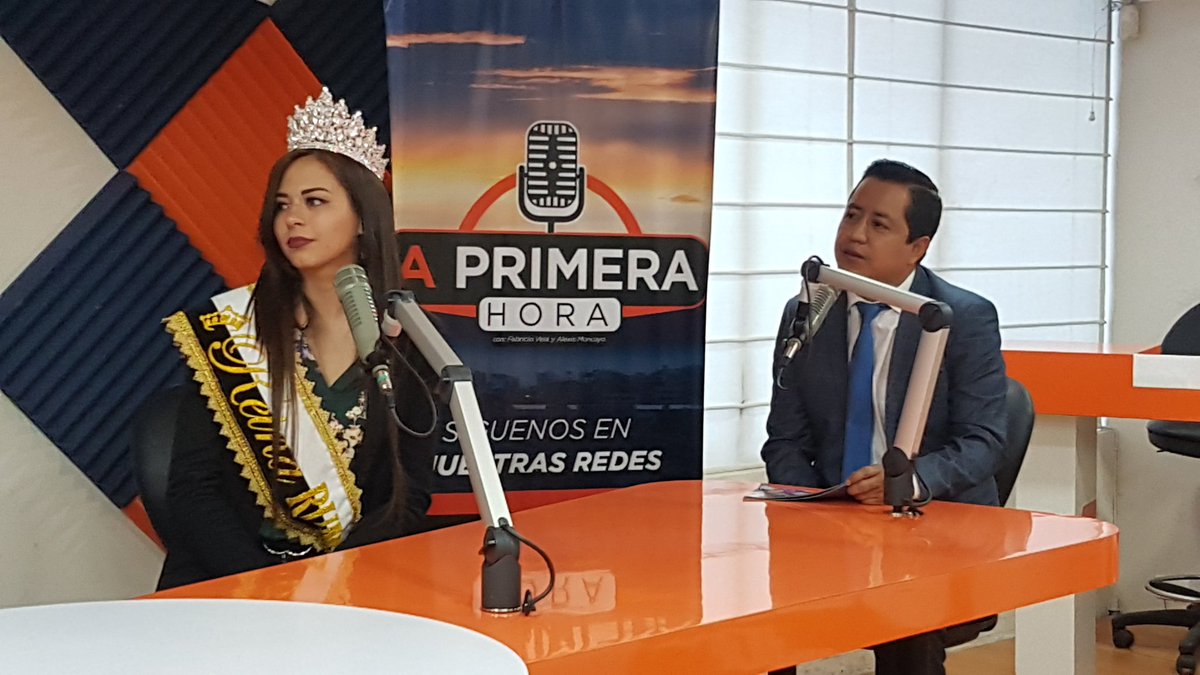 mruminahui's tweet photo. #AgendaDeMedios 📻 | El día de hoy en @aprimerahora_ec el vicealcalde Santiago Morocho y la Reina de Rumiñahui Nathaly Tobar, dialogaron con @fabriciovelav y @alexismoncayo sobre las actividades programadas por las fiestas del Maíz y el Turismo. 
📹https://t.co/RnWpZflTau https://t.co/54eJgJv3Zu