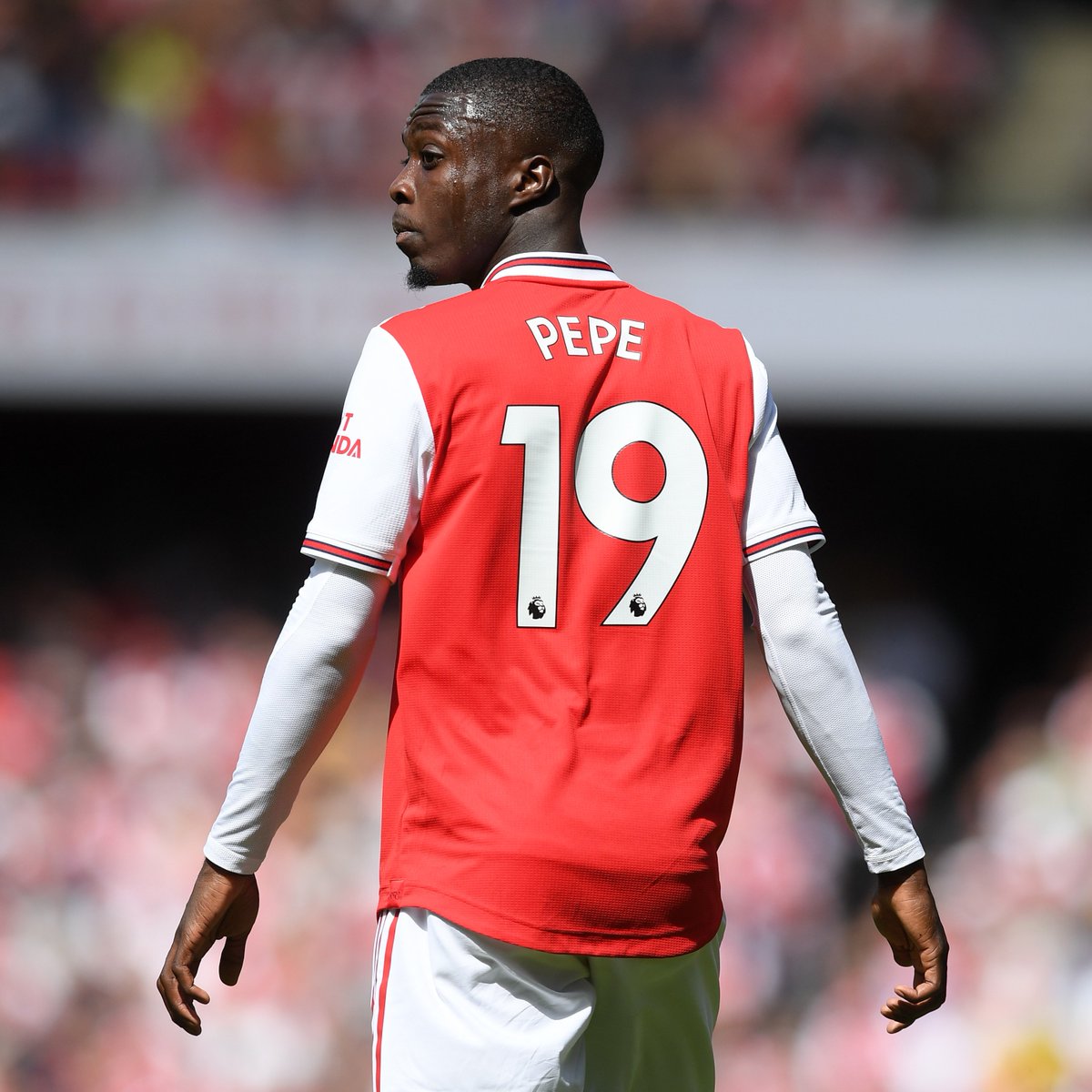 Arsenal's tweet photo. "I chose to come here because it's a club with a lot of ambition. The idea is to win the Europa League and do better than last season. I believe we will."

🗣 Nicolas Pepe

#WednesdayWisdom https://t.co/CpJl28u6Vr