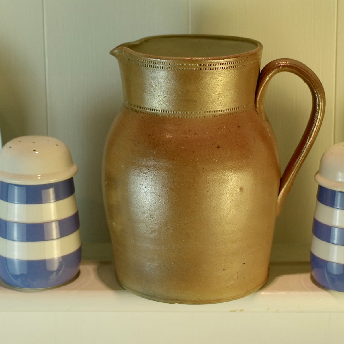 Imagine this jug full of cloudy cider or creamy milk on the kitchen table.  More details on our website: coindeparadis.co.uk