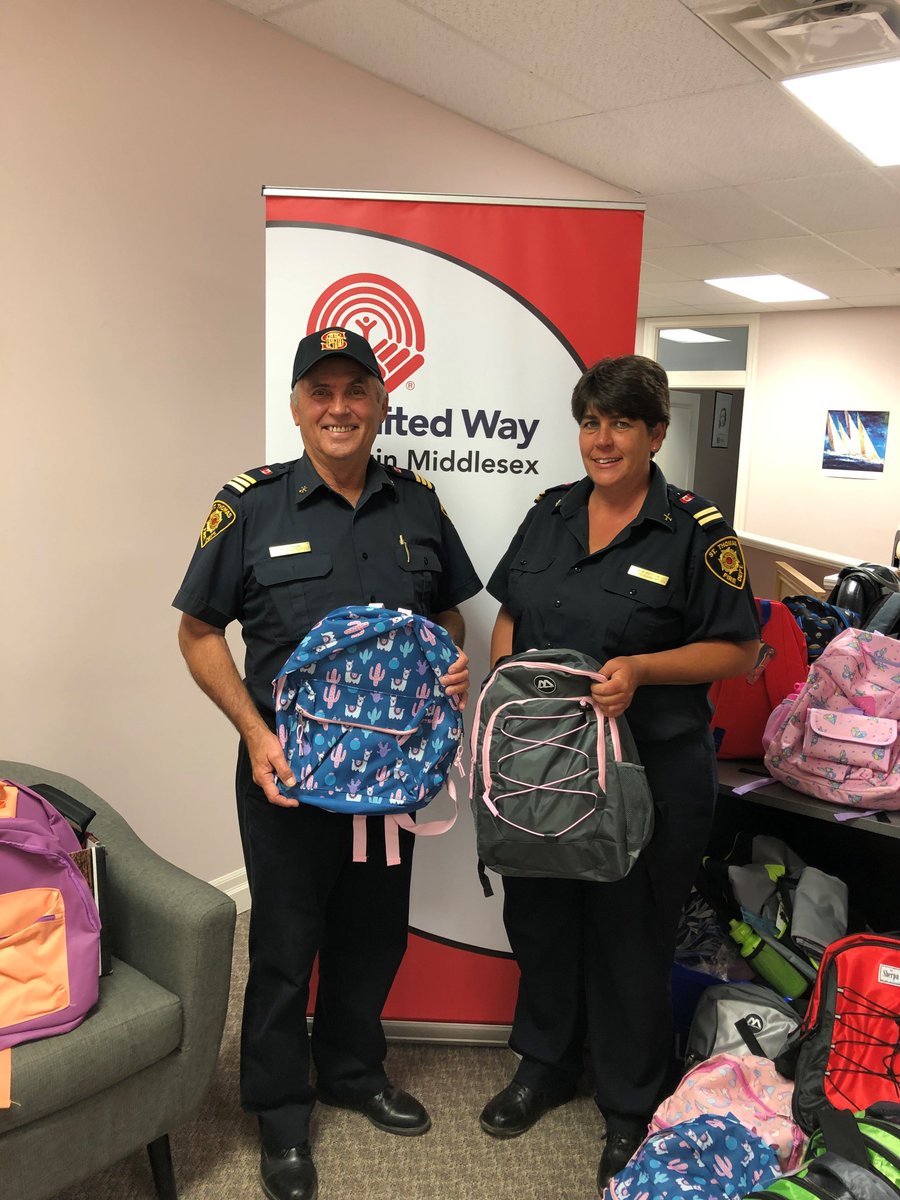 StThomasFire's tweet image. Thank you to everyone who donated, and @unitedwayemca  for the Best First Day! Because every kid deserves to have what they need to make the most of the upcoming school year!  #sttont @TVDSB