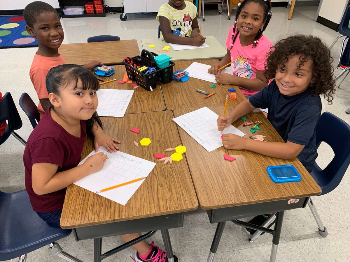 NGE_AplusSchool's tweet photo. 1st Grade is the grade level of the week! Check out Ms. Goldstein's class making pattern shape graphs!

@ABSSWeb 
#1stGradeRocks #GradeLevelOftheWeek https://t.co/rCa5p6JzuM
