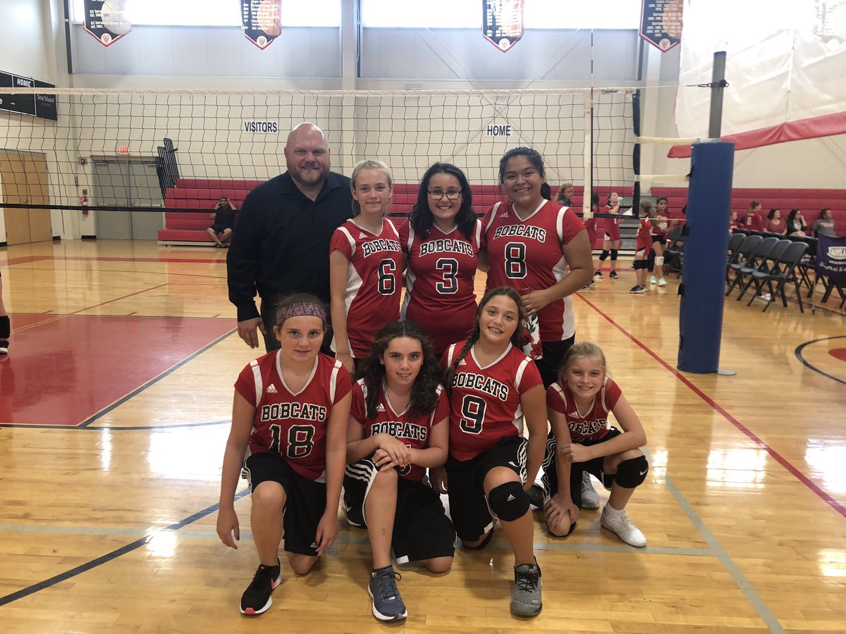 CASmokies's tweet photo. @CASBobcats Middleschool Volleyball started the season Monday with a tri-match sweep over St Joseph and Paideia. #CASmokies #CASBobcats GO BOBCATS! https://t.co/Ymcre5DDFM