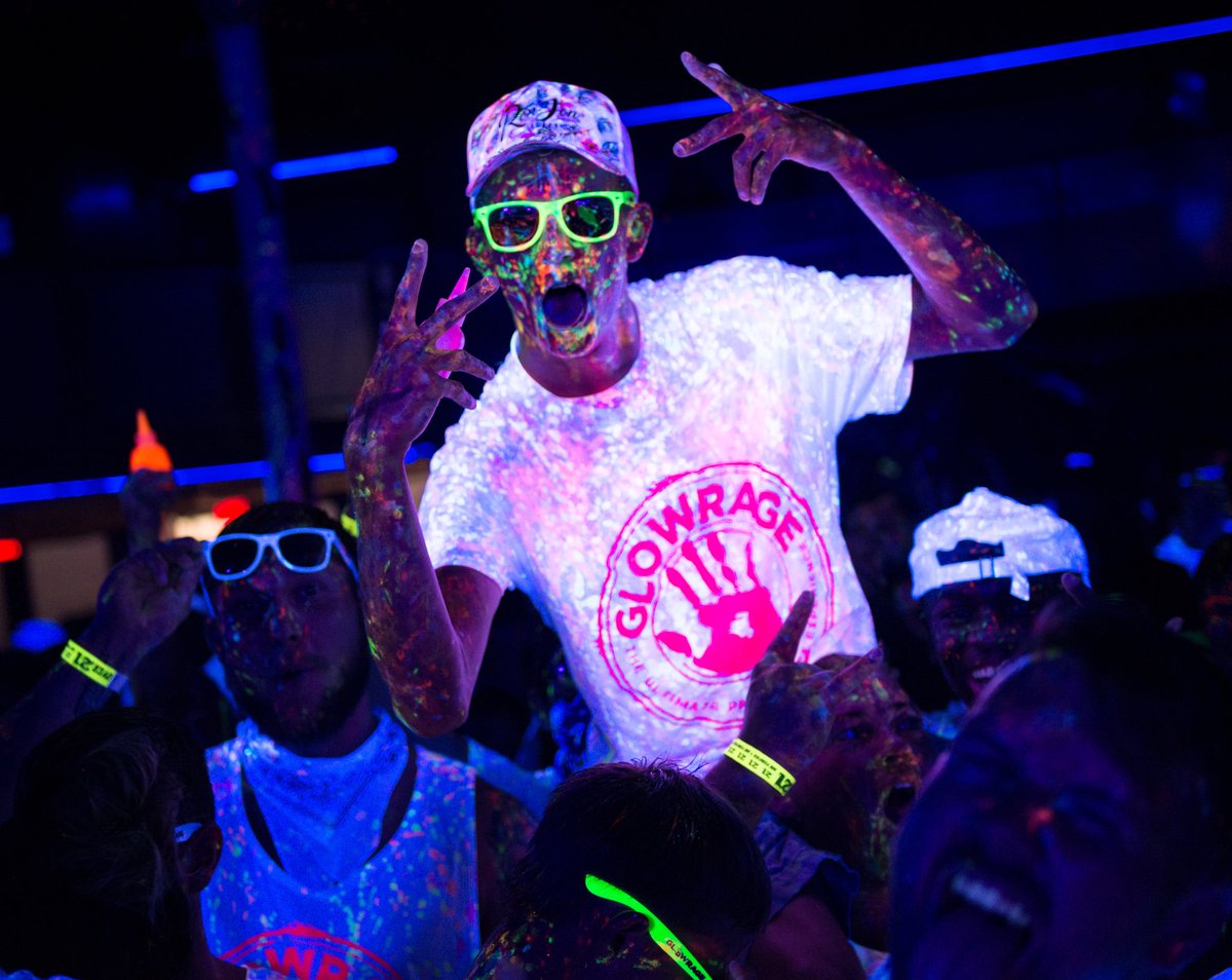 GlowRage tweet media