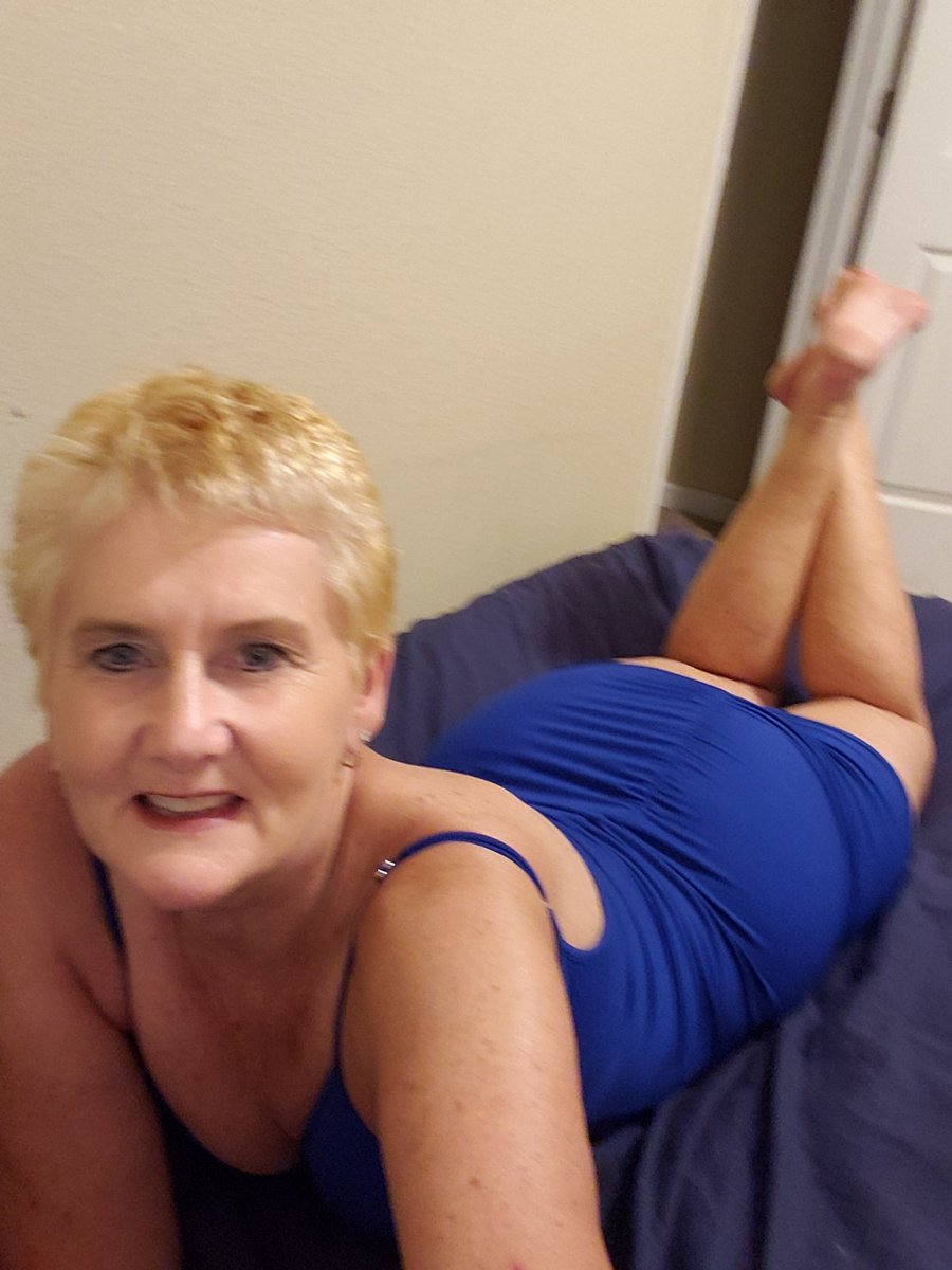 MsBonnieSass's tweet photo. Check out my new selfies... https://t.co/jFpCBE1EJV