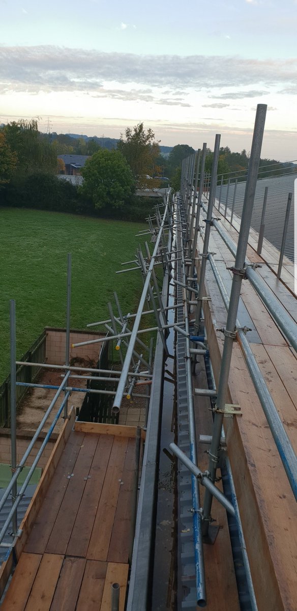 Gorilla_access's tweet photo. Client: You can't erect a scaffold on that roof with out it sliding off..............Gorilla: hold my beer.
Similar access issues? We'll solve them.
0800 086 9121
enquiries@gorillaaccess.co.uk https://t.co/l3dbu0eNkU
