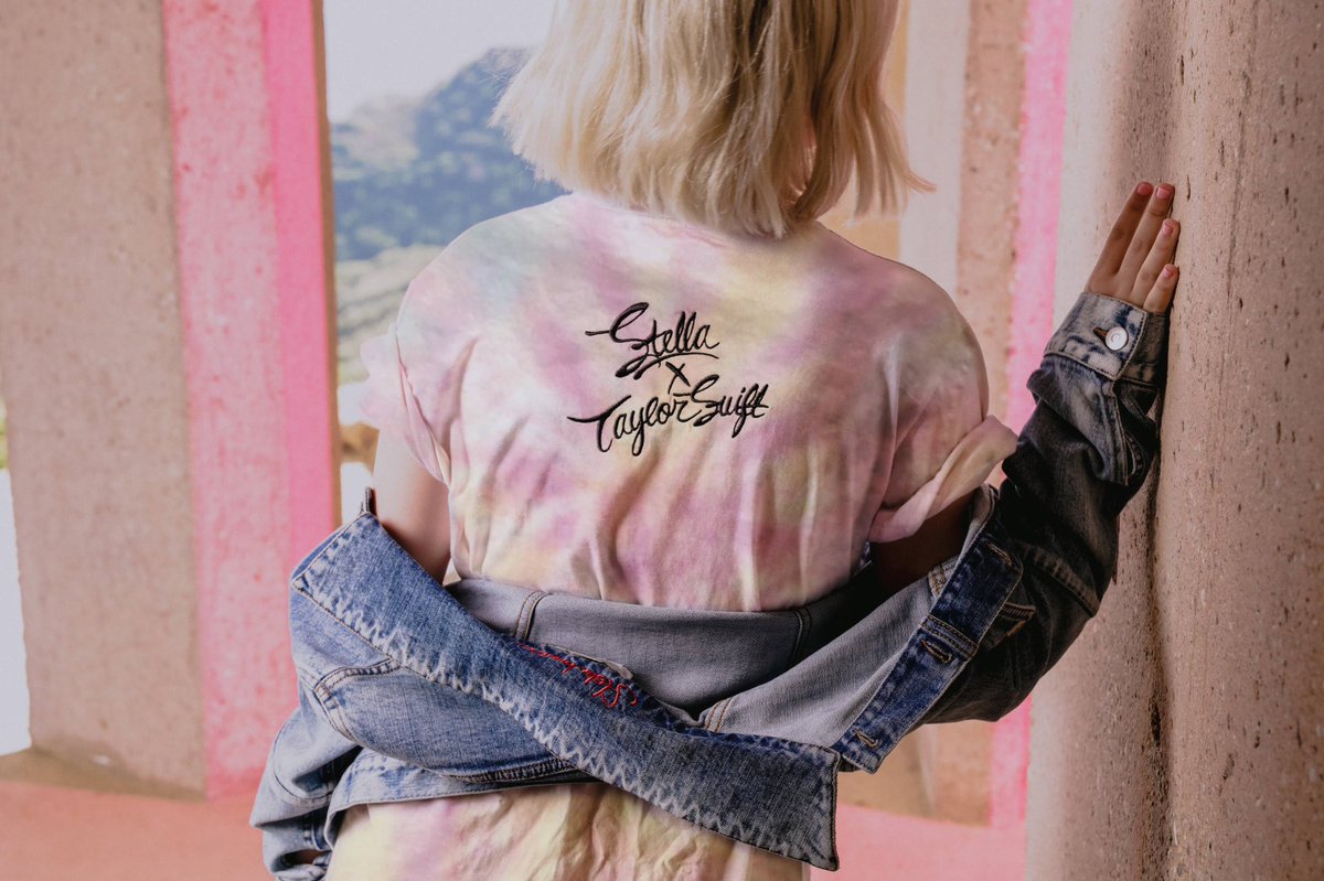 Iikefun's tweet photo. Taylor Swift X Stella McCartney 2019 https://t.co/caSXbeCqb4