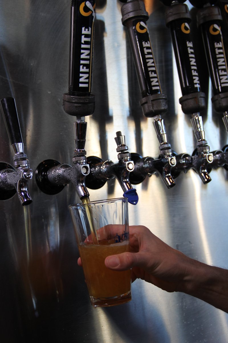 ocalamarion's tweet photo. A1: Check out @InfiniteAleWork to enjoy everything from live music to 34 different taps in their tasting room!  #FLTravelChat https://t.co/WLtL4i6DaC