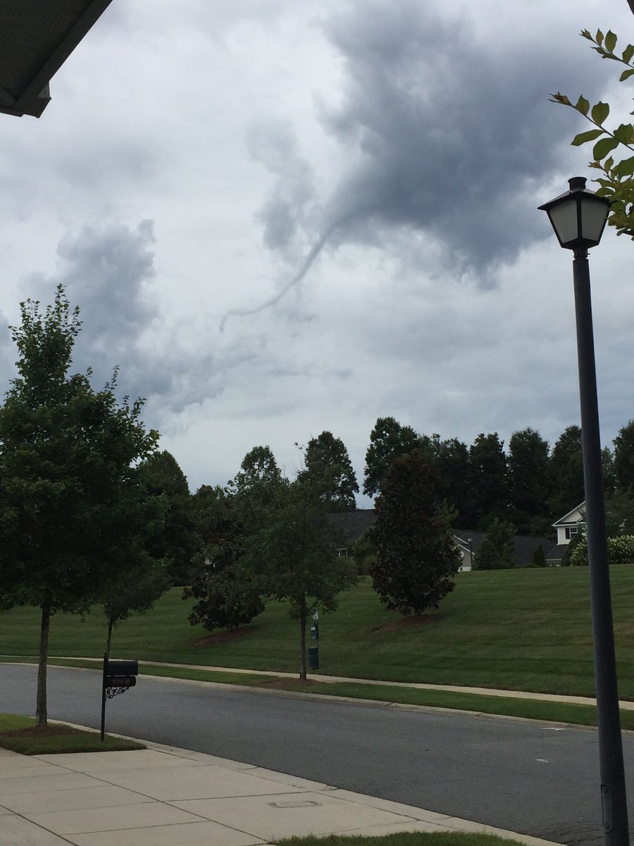 btcleary's tweet photo. Cornelius, NC.. Bama sending us some beautiful weather

@spann https://t.co/aLmf4NpA6j
