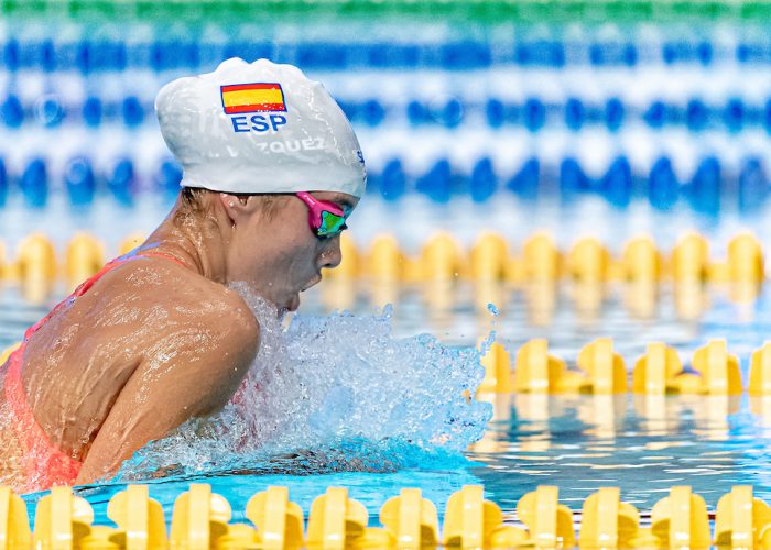 RFEN_Oficial's tweet photo. ¡ESPECTACULAR! La española Alba Vázquez, Récord del Mundo Júnior en el Mundial de Budapest en los 400 estilos con un marcón de 4.38.53 (anterior 4.39.01) 😳🔝🔝 https://t.co/RdIoKLbrw1