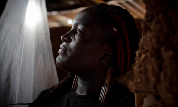 FriendslineIntl's tweet photo. Today we're celebrating Edita Ochieng - a woman who set up a support group for female survivors of #violence in #Kibera - Africa's biggest slum via @theguardian #domesticabuse #abuse #domesticviolence #women #empower #TopicalTuesday https://t.co/qFJUA4lETO