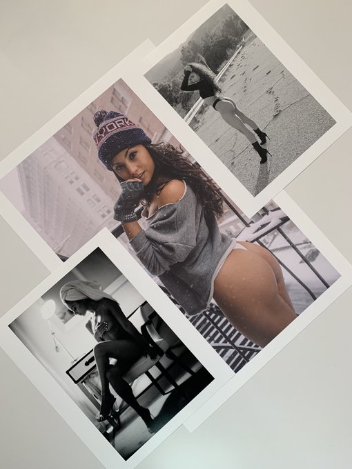 Limited signed prints I did with @StephenVanasco are now up! 💆🏻&zwj;♀️ https://t.co/oNtuAe4Jt1 https://t<a class="tags" target="_blank" title="On Twitter" href="/?out=eyJ0eXAiOiJKV1QiLCJhbGciOiJIUzUxMiJ9.eyJpYXQiOjE3MjA1ODM0MzIsImlzcyI6InR3cG9ybnN0YXJzLmNvbSIsIm5iZiI6MTcyMDU4MzQzMiwiZXhwIjoxNzUyMTE5NDMyLCJyZWRpcmVjdF91cmwiOiJodHRwczovL3R3aXR0ZXIuY29tL1N0ZXBoZW5WYW5hc2NvIn0.aky1U64umWLZNw8xbU7expnwDWN4PTRrIodkUMB3QmcgGko5Soab7NVcaEFVAxznOSpUHabnhnCVOGguvKBy4g">@StephenVanasco</a>