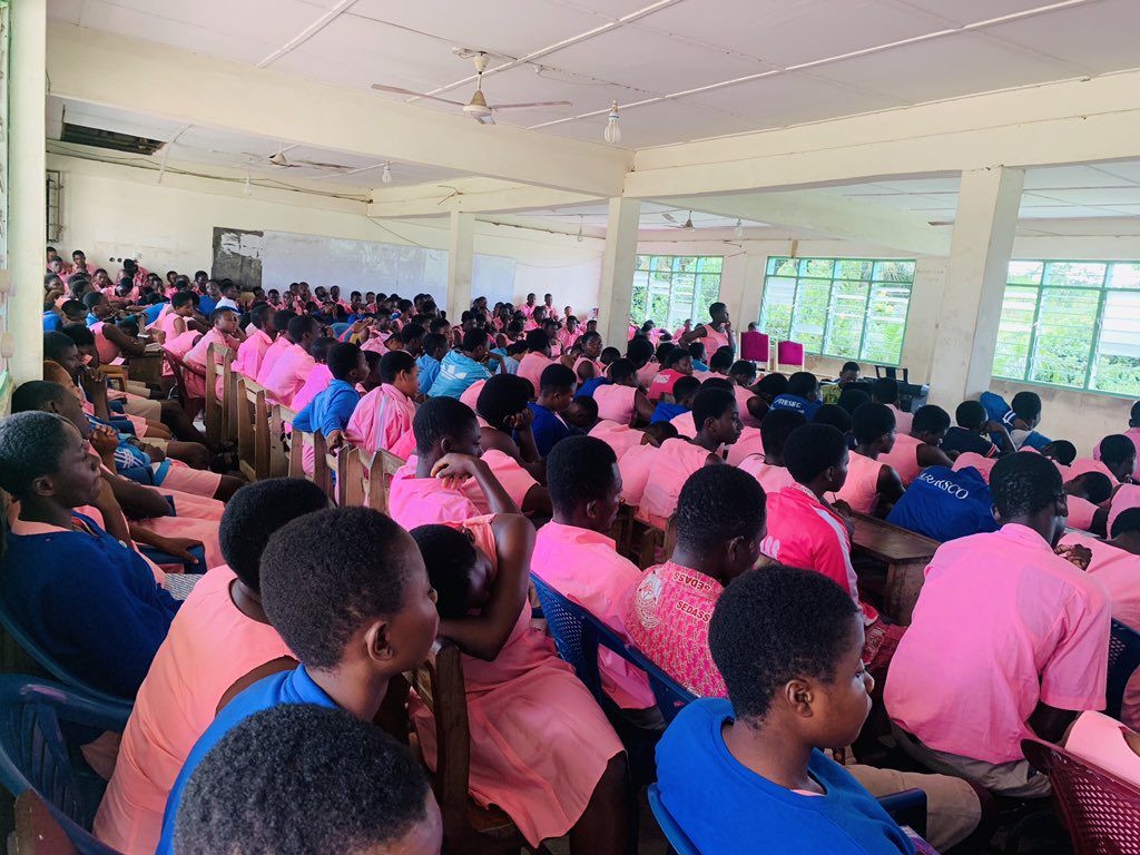 youthalert_net's tweet photo. The Mental Health Team of YAN successfully held a seminar last week for level 100 students of S.D.A Senior High School in Asokore, E/R on the theme: 
“LETS TALK ABOUT DRUG ABUSE”
@yencomgh @UNICEFAfrica @UNFPAGHANA @joyonlineghana @mhfgh1 @psychealthghana @abenatina https://t.co/Wn2bPfHyTK