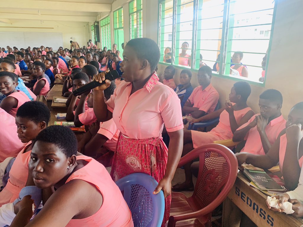 youthalert_net's tweet photo. The Mental Health Team of YAN successfully held a seminar last week for level 100 students of S.D.A Senior High School in Asokore, E/R on the theme: 
“LETS TALK ABOUT DRUG ABUSE”
@yencomgh @UNICEFAfrica @UNFPAGHANA @joyonlineghana @mhfgh1 @psychealthghana @abenatina https://t.co/Wn2bPfHyTK