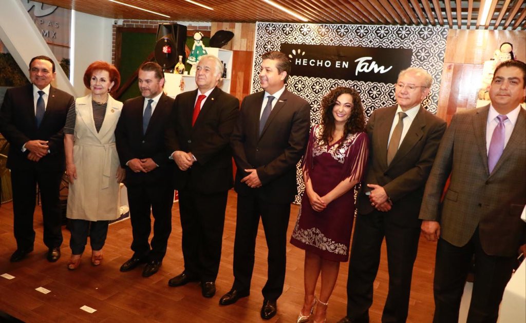 SECTUR_mx's tweet photo. Se presenta en Punto México la nueva campaña promocional de #Tamaulipas, con la presencia del Gobernador @fgcabezadevaca y el Secretario de Turismo, @TorrucoTurismo. La campaña muestra las riquezas del estado para posicionarlo como referente en turismo.
#LaSorpresaDeMéxico https://t.co/qJfR2dBy8M
