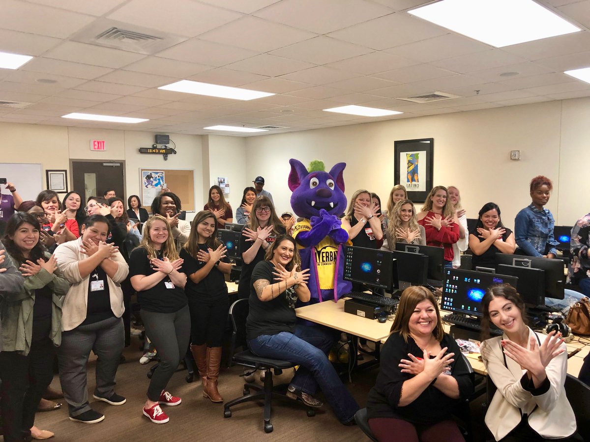 accdistrict's tweet image. As the #BackToSchool season continues, we&apos;d like to congratulate the first cohort of the Tech Teach Program! They just graduated and we&apos;d like to wish them luck on their first day working in Austin ISD​! 👏🍎 #TechTeach @TTUEducation