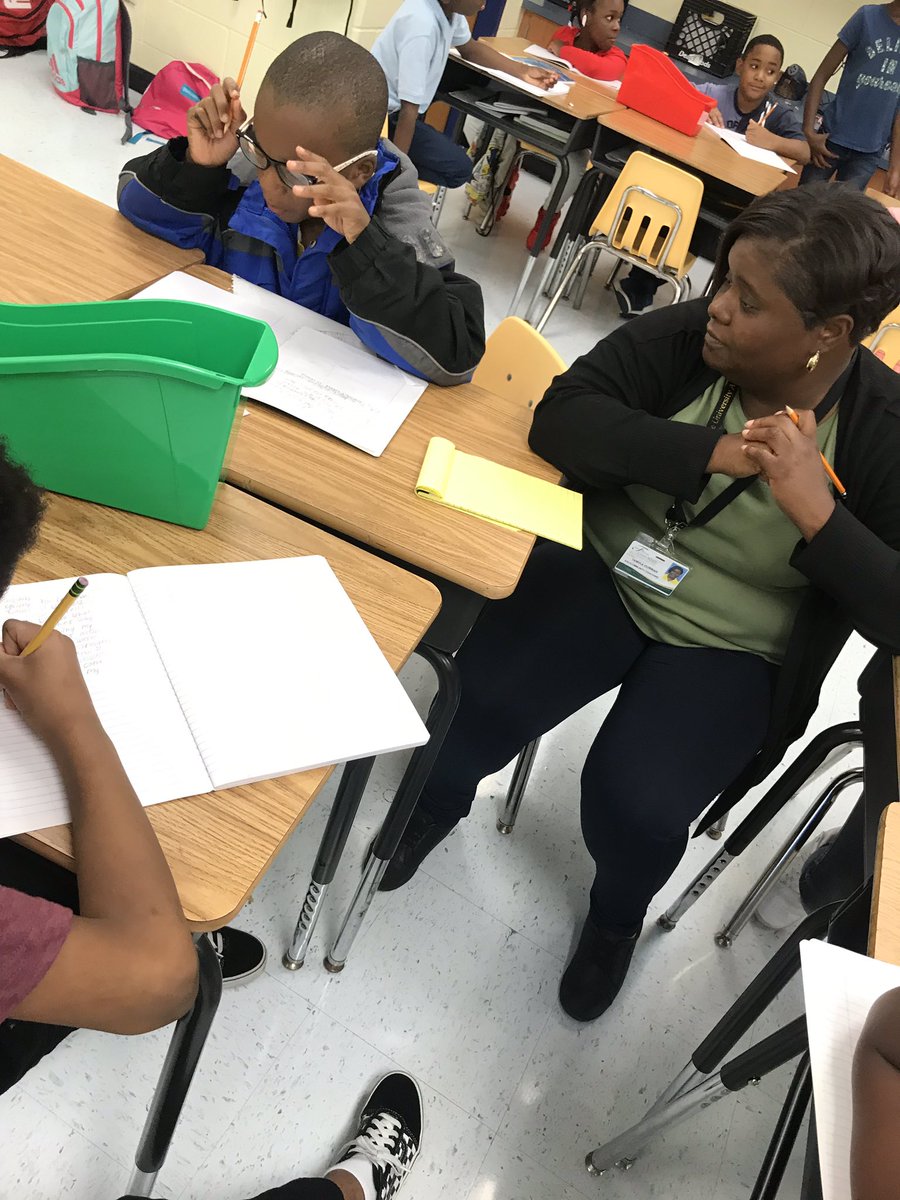 GreatGilbert_AP's tweet photo. Collaboration in action! @KSUOwlNation Technology Coach @Durrahville didn’t hesitate at all to step in and assist with our writing lesson! #WatchUsGrow #WritingOurOwnNarrative @WeAreNolanOwls @LTNolanOwls @THRIVE_SLC https://t.co/otyGeyDUgU