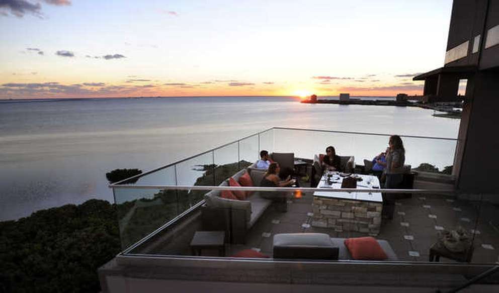 ArmanisGHTB's tweet photo. A2: we love our own rooftop! @VISITFLORIDA #fltravelchat https://t.co/6lp6kd3E6s