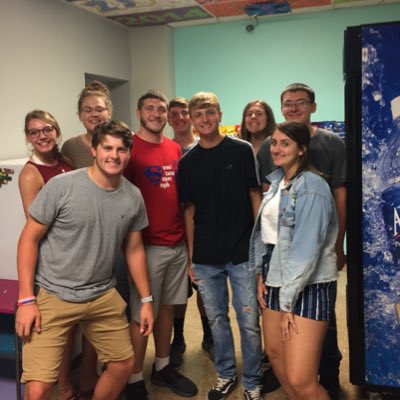 UCTeePee's tweet photo. #NewProfilePic ft. the 2019-2020 TeePee crew! 2 more days 🤩🤩 https://t.co/onXj6GgxtC