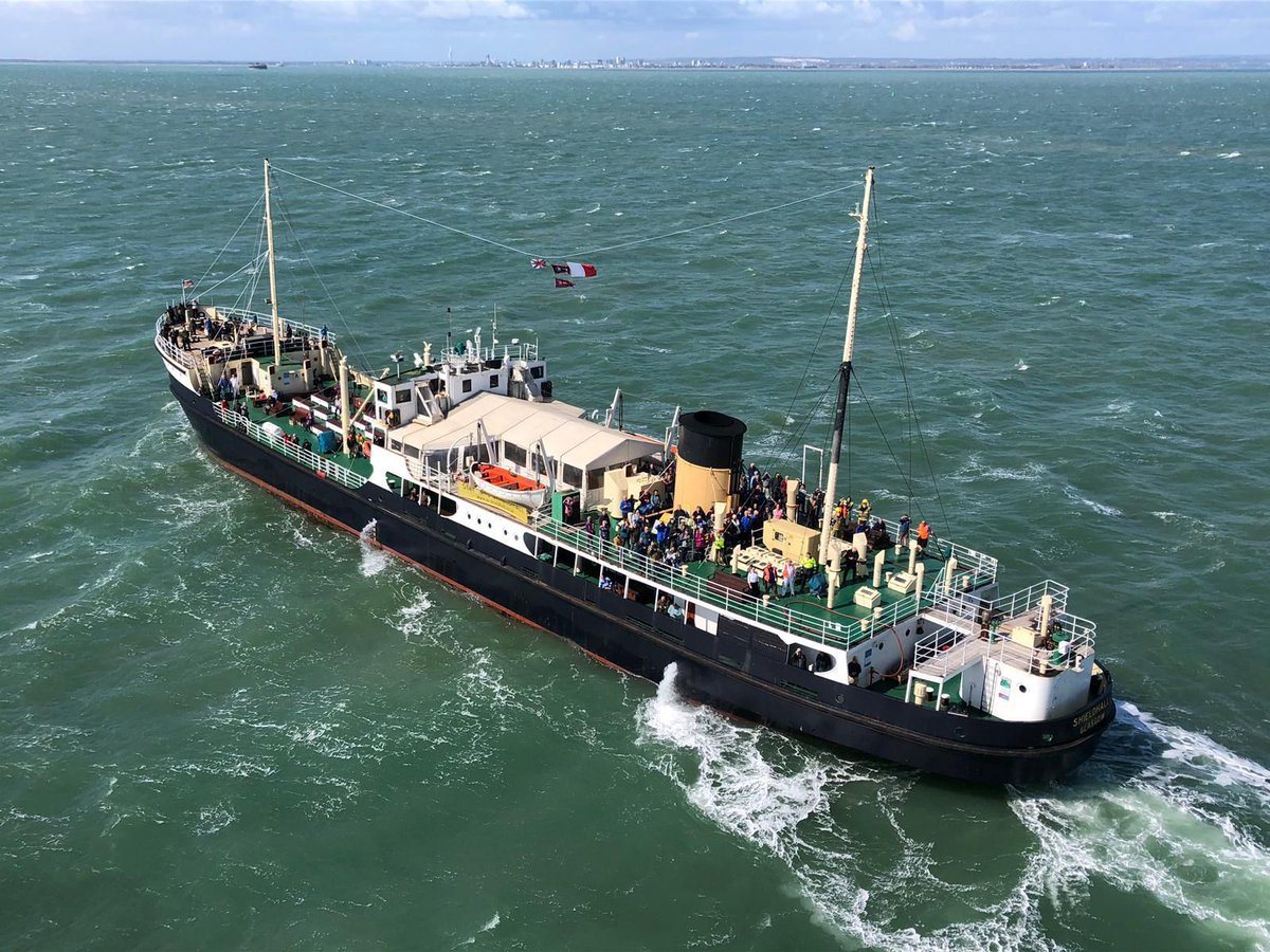 Shieldhall's tweet photo. We’ve just received some stunning photos taken from the Coastguard Rescue!
These images were taken from the helicopter 🚁 during our training exercise just off the Nab Tower on Sunday!
#steamship #shieldhall #coastguard #helicopter #solent #nabtower #greatdayout #sunshine https://t.co/WpK29k02Py