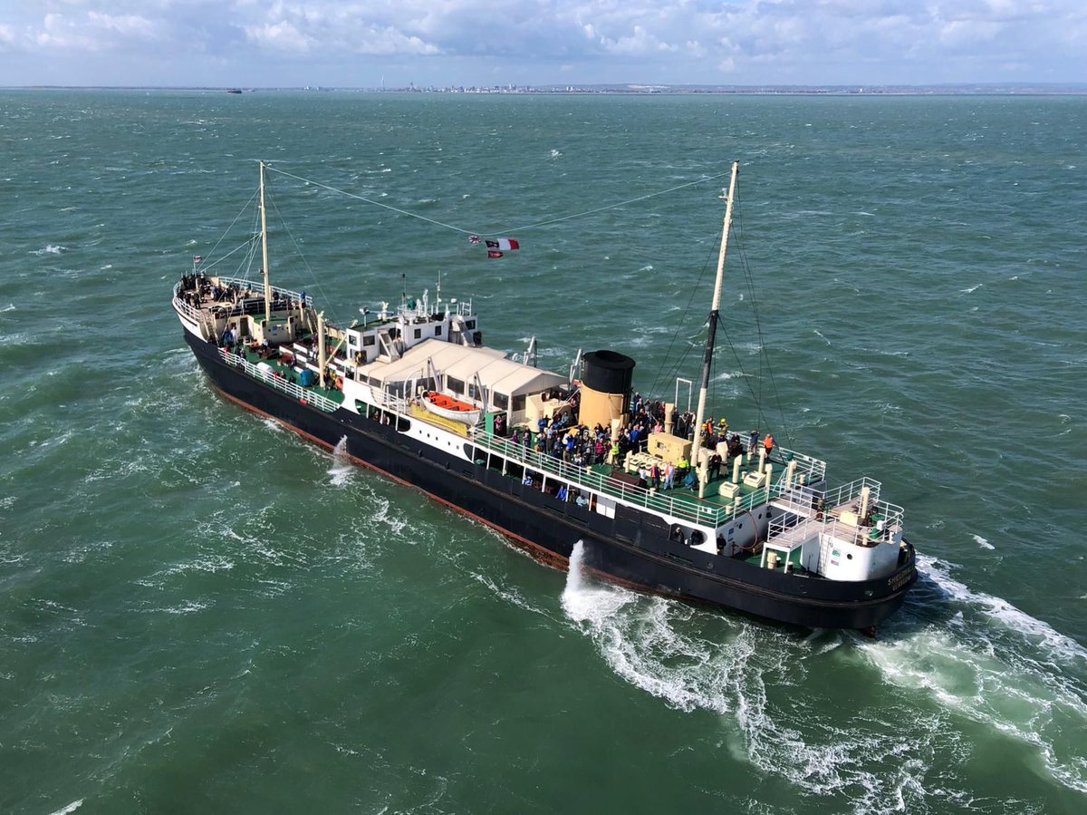 Shieldhall's tweet photo. We’ve just received some stunning photos taken from the Coastguard Rescue!
These images were taken from the helicopter 🚁 during our training exercise just off the Nab Tower on Sunday!
#steamship #shieldhall #coastguard #helicopter #solent #nabtower #greatdayout #sunshine https://t.co/WpK29k02Py