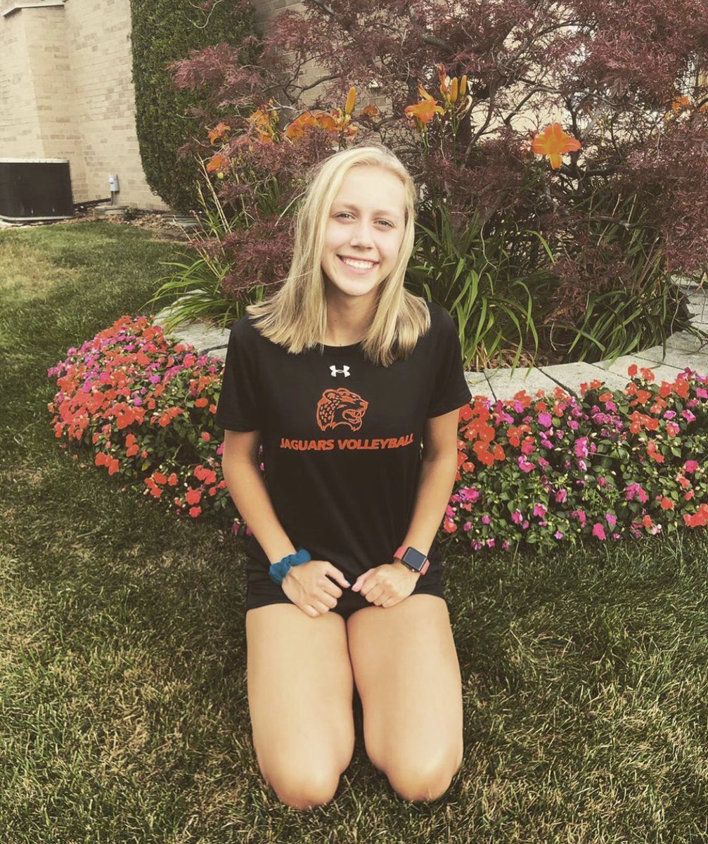 tboltsvb's tweet photo. Another huge congrats to our setter Jamie Skavarla for committing to Governor State University!!! ⚡️🏐 @JamieSkvarla https://t.co/Egq0gR5xb7