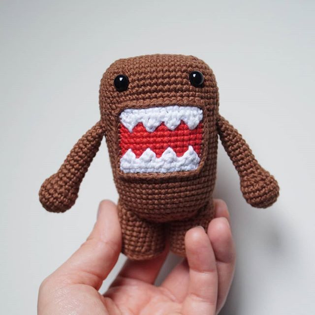 MeMyselfCraft's tweet photo. Domo kun!! Chyba ktoś tu jest głodny 😳
#crochet #instacrochet #instacrocheting #instacrochet #crochetlove #crocheterapia #crochetstagram #amigurumi #amigurumipattern #amigurumiaddict #amigurumilove #domokun #domokunlovers #monster #domokuntoy #japan … https://t.co/CXSzyQDm9B https://t.co/qneQPW2UOF