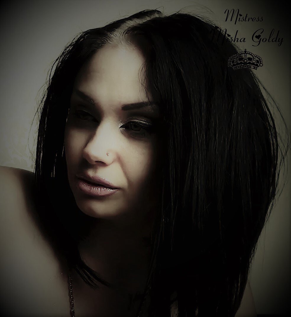 GoldyMisha's tweet photo. That’s sooo right to tribute your Mistress for permission to explode your tiny cock after 2days of #cbt And edge playing ! Now I am going to torment your pecker again ! #payperview #subtraining #orgasmcontroll #femdom https://t.co/ol08dVF7ls