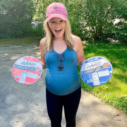 TastesofChicago's tweet photo. When life's about to get a lot crazier, we're here to help! πΆπΌ
Stock up on your favorite deep dish for an easy and convenient meal! π
πΈ: @sbsomero
.
.
.
#bestoftoc #pizza #chicagostylepizza #easydinner #babyonboard #loumalnatis #tastesofchicago #toc #deepdishpizza https://t.co/4VM1zvZnIk