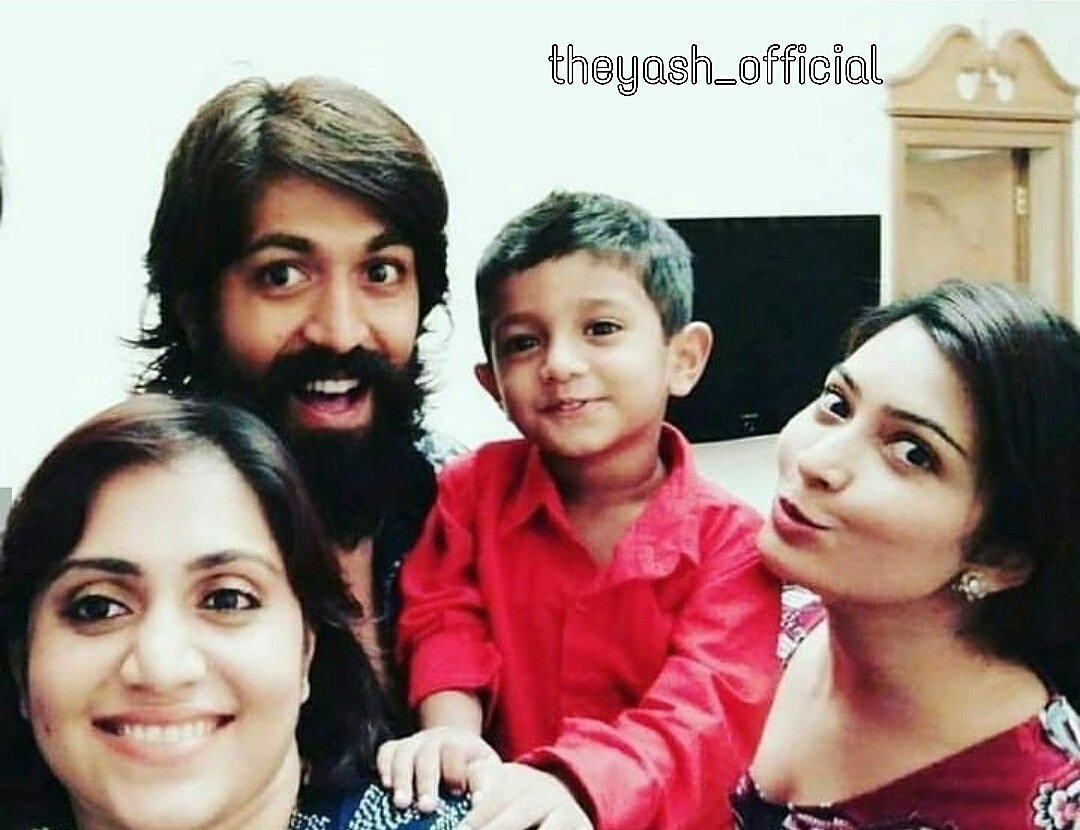 theyashofficial's tweet photo. #Yash #kgf #humblefilm #rockingstaryash #srindhishetty #radhikapandith #shahrukhkhan #fun #instagramers #food #smile #pretty #followme #nature #lol #dog #hair #onedirection #sunset #swag #throwbackthursday #instagood #beach #statigram #friends #hot #funny #blue #life #art #insta https://t.co/uoIpLjaLdS