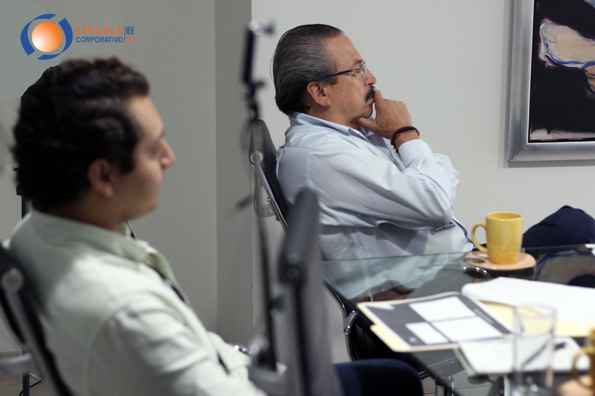 Ccorp_Oficial's tweet photo. La semana pasada tuvimos una conferencia privada en las oficinas de círculo corporativo, donde hablamos del desarrollo de tu negocio y la mejor forma de aprovechar la ganancia. Pronto subiremos videos con una pequeña muestra de estos temas. #Contabilidad #Negocios #Empresas https://t.co/ra1ZWcV6Ad