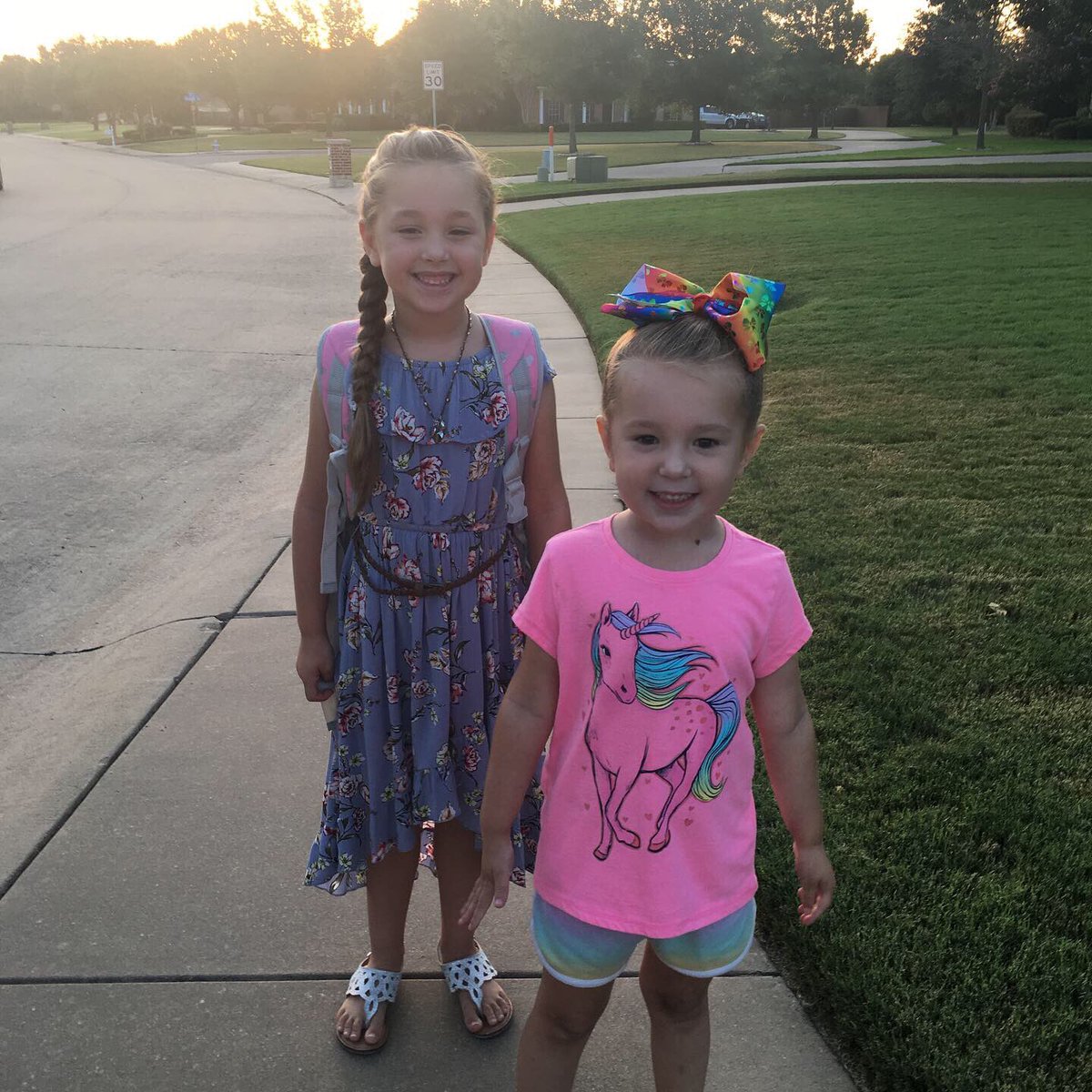 MrsCoachFields's tweet photo. The Kinder adventure starts today! The sky is the limit for you, Kinsley Emerson Fields! #misdproud @LMiller_Elem https://t.co/s5kusELq2x