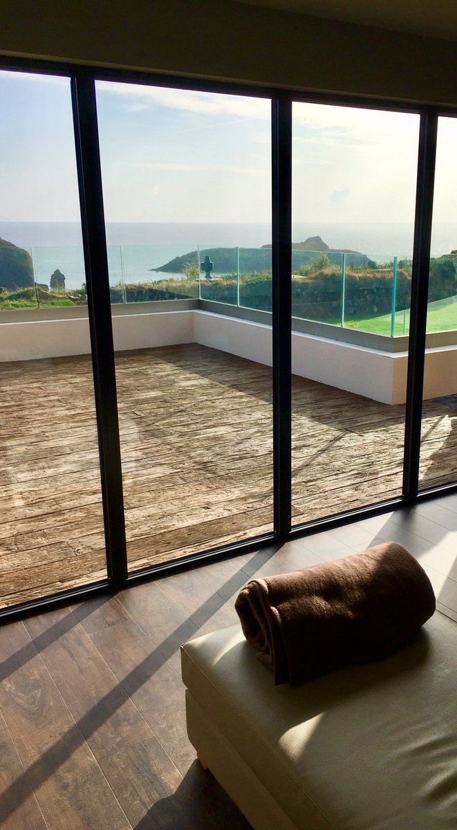 Goodfooddrink's tweet photo. Feeling totally chilled after wonderful afternoon @mullioncove enjoying the new spa @madeforlife_  #organic #localproduce 🥰 #mullionaire #SpaWithAView #Cornwall💕 @ILoveCornwallUK https://t.co/yFbjZaM40Z