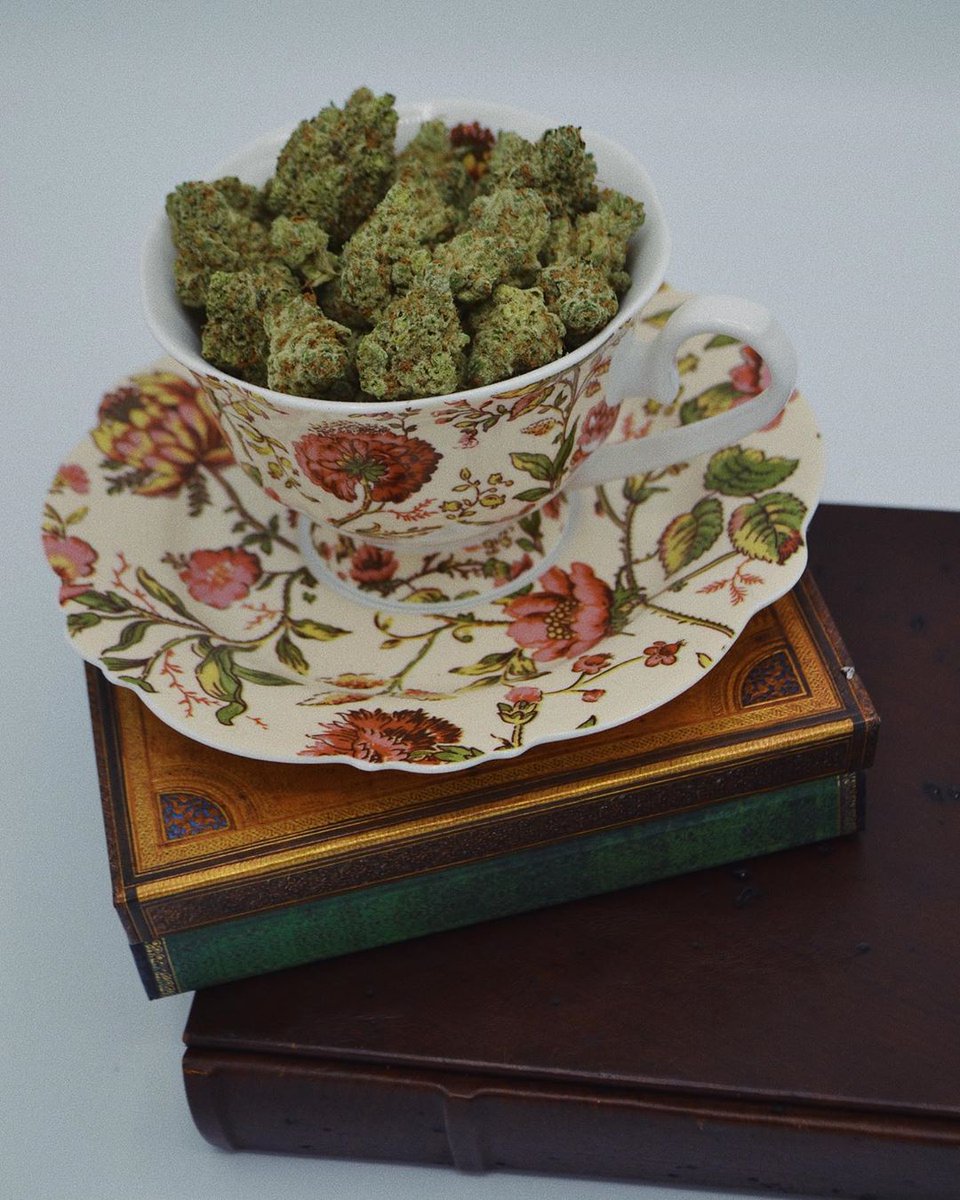trader_cannabis's tweet photo. https://t.co/w3tlVsLBjD https://t.co/9Mp9BHyjSd