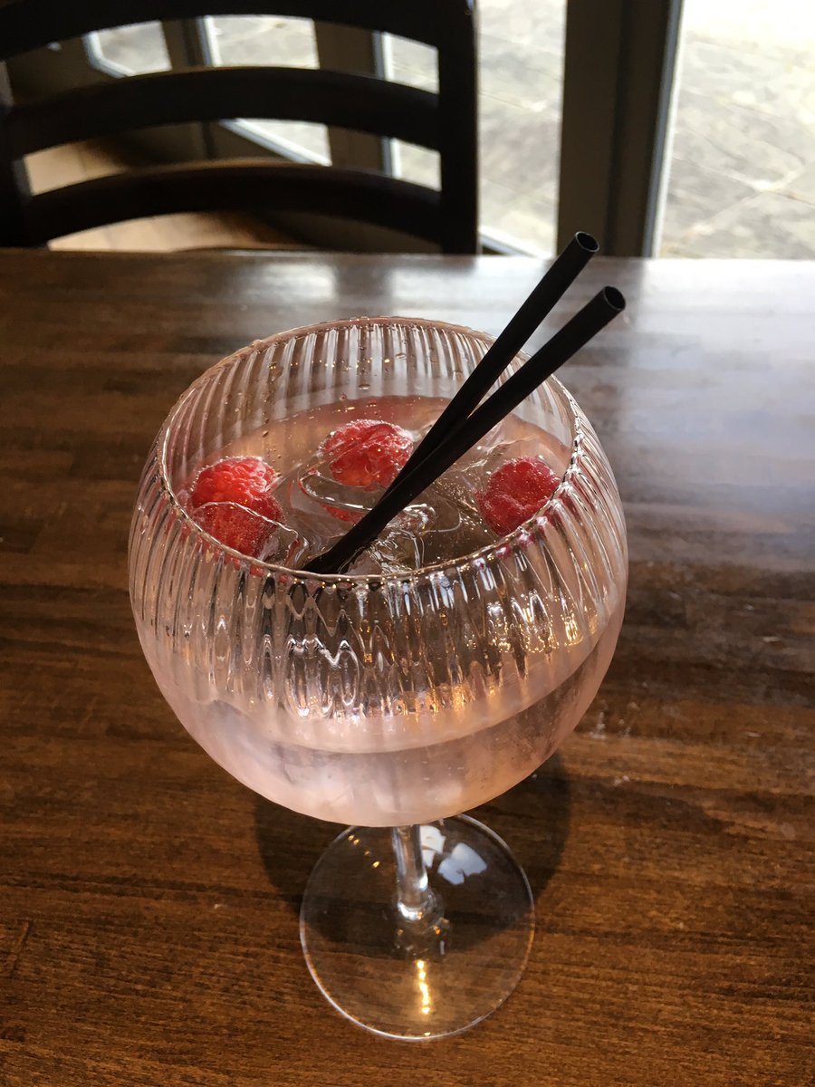 Francis1980Emma's tweet photo. Turns out eating in a restaurant alone is quite liberating! I can listen in on other people’s conversations without getting told off!! #imworkingreally #brainache #somuchtolearn https://t.co/nmAs6Y50zq